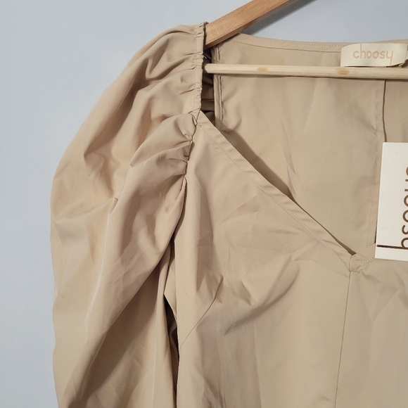 Choosy Khaki Puff Sleeve Crop Top NWT - Picture 3 of 13